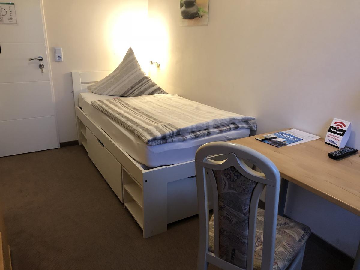 Guest house Hotelchen 3*